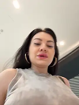 Wet  Bunny online show from 06-02-26, 06:24