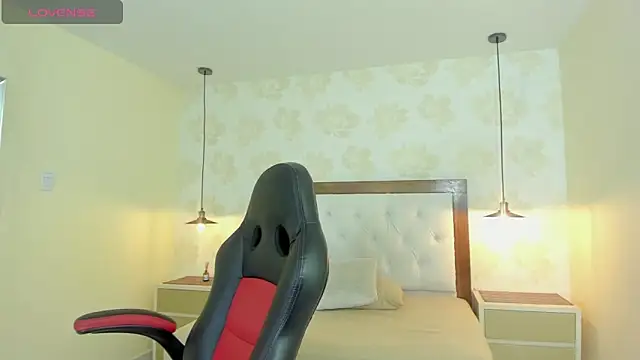 clarisKlein online show from 03-30-26, 03:52