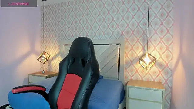 clarisKlein online show from 05-25-26, 12:15