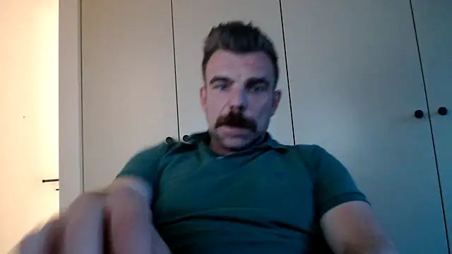 Snapshot of mrbigballs chatting on 07-06-26, 07:49 mrbigballs online show from 07-06-26, 07:49