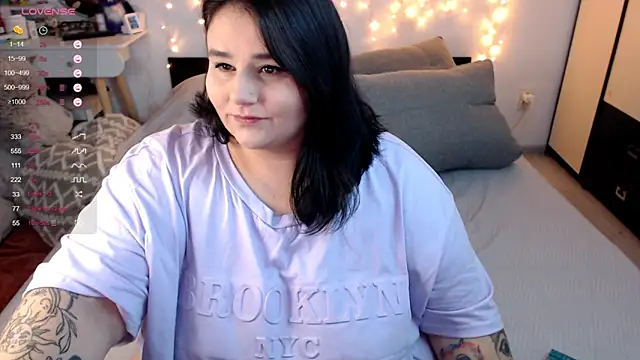 naughtykiss online show from 10-19-25, 04:59