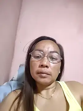 asianwet4u online show from 12-15-25, 08:25