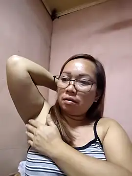 asianwet4u online show from 05-05-26, 05:05