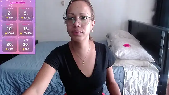 sensual nataliee online show from 03-25-26, 02:49