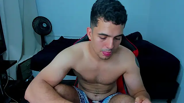 tanner hard  online show from 03-03-25, 02:44