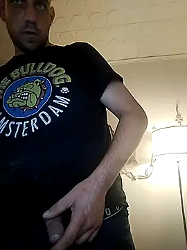 Snapshot of Codymc89 chatting on 10-24-25, 10:53 Codymc89 online show from 10-24-25, 10:53