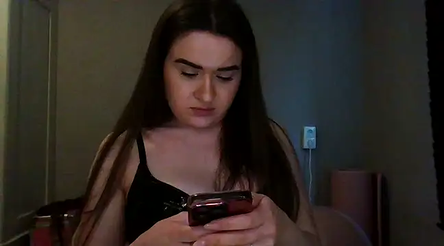 Snapshot of avajade chatting on 01-18-25, 02:23 avajade online show from 01-18-25, 02:23