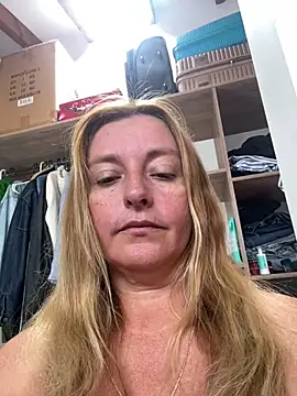moniquerainx online show from 06-26-26, 03:40