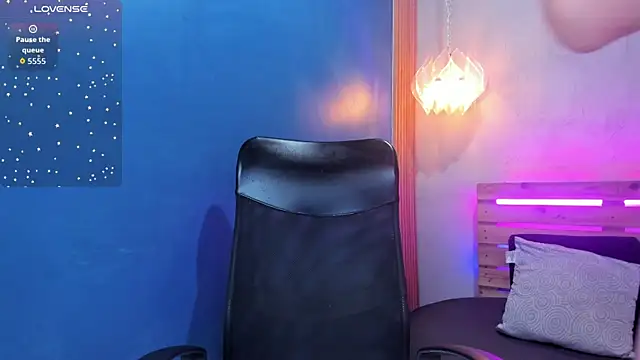 niky doll  online show from 12-05-25, 01:32