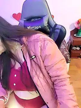 esmeralda milf online show from 02-25-26, 08:19