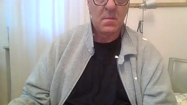 ANONIMO7735 online show from 10-20-25, 05:20