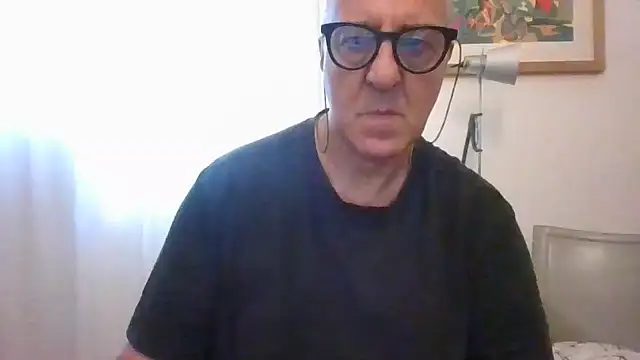 Snapshot of ANONIMO7735 chatting on 07-05-26, 04:25 ANONIMO7735 online show from 07-05-26, 04:25