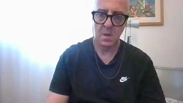 Snapshot of ANONIMO7735 chatting on 06-23-26, 09:40 ANONIMO7735 online show from 06-23-26, 09:40