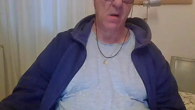 ANONIMO7735 online show from 10-28-25, 05:18