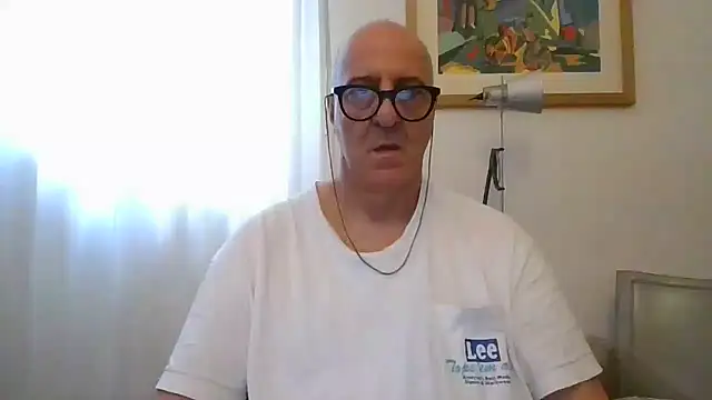 Snapshot of ANONIMO7735 chatting on 06-20-26, 09:58 ANONIMO7735 online show from 06-20-26, 09:58