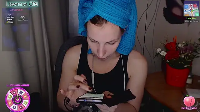 JohansonKatie online show from 02-19-25, 06:55