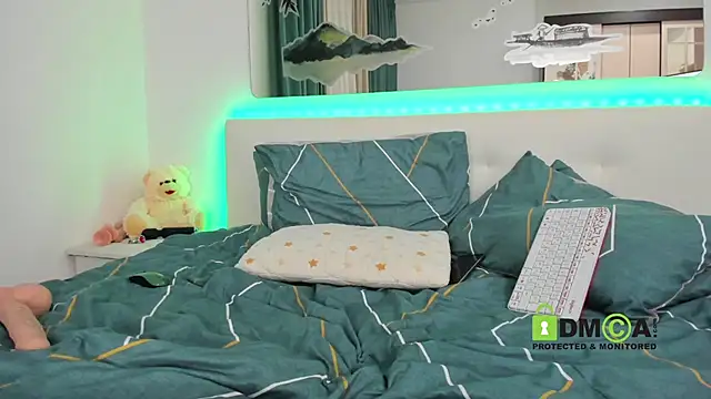 SonyaParadise online show from 03-13-25, 02:01