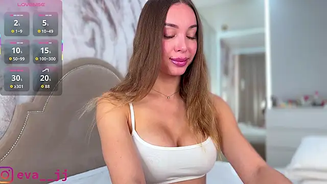Snapshot of Eva_JJ chatting on 10-18-25, 03:30 Eva JJ online show from 10-18-25, 03:30
