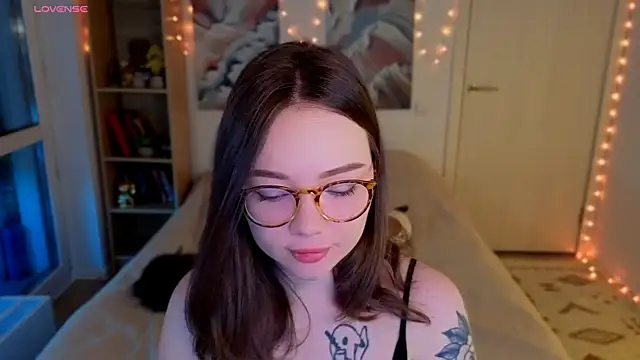 MilenaSaint online show from 04-20-26, 03:20