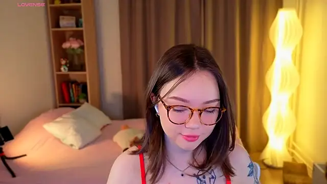 MilenaSaint online show from 02-14-26, 03:40