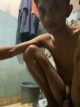 Snapshot of ditiya18 chatting on 03-13-25, 01:54 ditiya18 online show from 03-13-25, 01:54