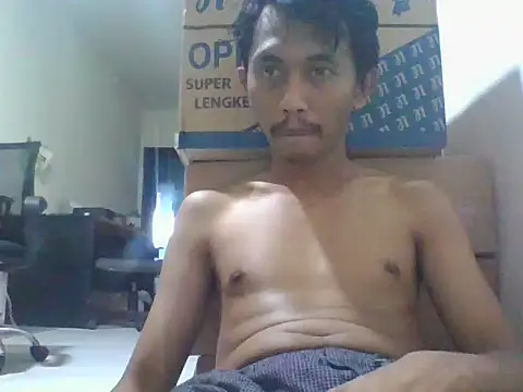 Snapshot of ditiya18 chatting on 01-19-25, 12:59 ditiya18 online show from 01-19-25, 12:59