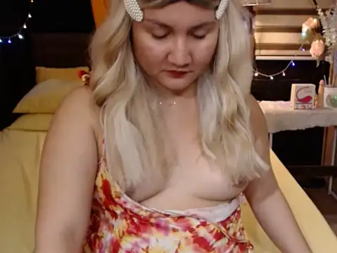 xheavenlytrans online show from 12-18-25, 12:42