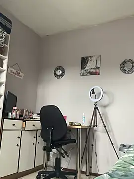 Snapshot of Sexypussyclit chatting on 01-18-26, 11:24 Sexypussyclit online show from 01-18-26, 11:24