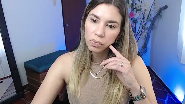 Snapshot of ms_sofia_x chatting on 09-26-25, 03:41 ms sofia x online show from 09-26-25, 03:41