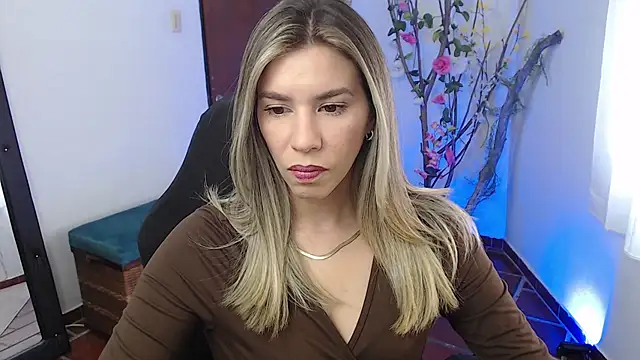 Snapshot of ms_sofia_x chatting on 10-16-25, 04:26 ms sofia x online show from 10-16-25, 04:26