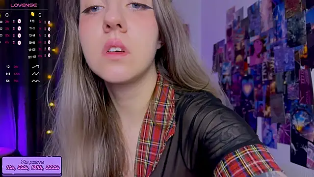 HotaruTomo online show from 09-16-25, 04:35