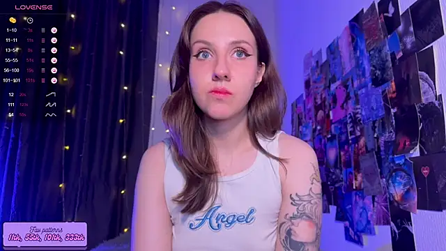 HotaruTomo online show from 11-19-25, 10:54