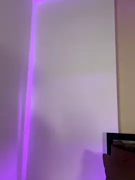 LalieFR online show from 12-21-25, 10:39