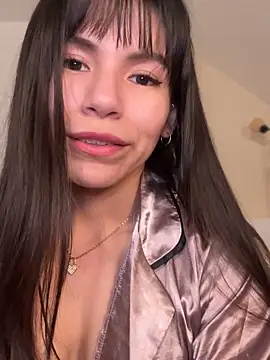 LalieFR online show from 11-05-25, 04:32