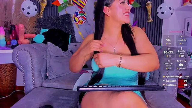 dailly hot online show from 06-15-26, 10:09