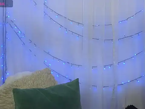 ninaa fox online show from 03-18-26, 05:47