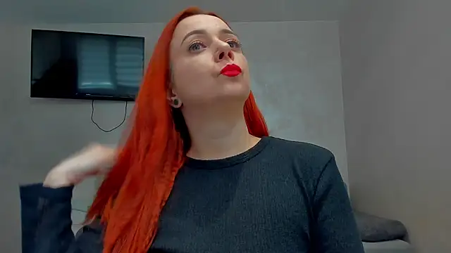 emilianna666 online show from 04-21-26, 10:44