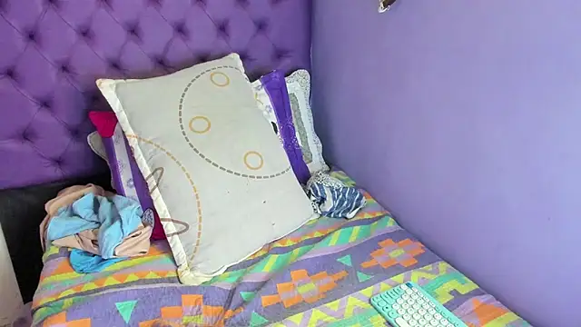 Margoth clain online show from 03-06-26, 01:17