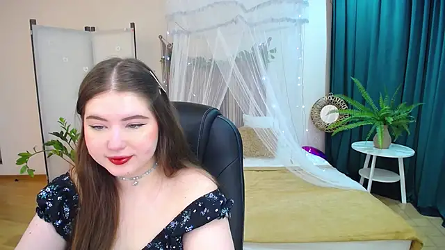 NicoleFoxery online show from 03-18-25, 06:28