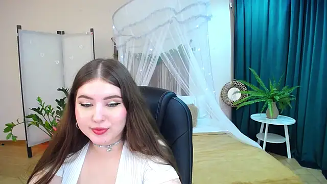 NicoleFoxery online show from 03-17-25, 09:24