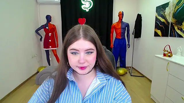 NicoleFoxery online show from 02-25-25, 06:23