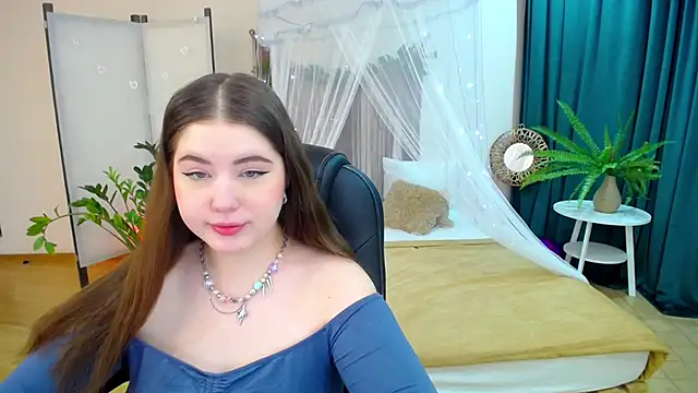 NicoleFoxery online show from 03-11-25, 06:19
