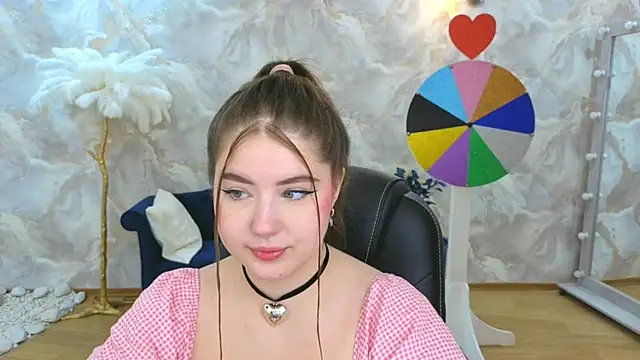 NicoleFoxery online show from 10-05-25, 03:19
