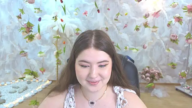 NicoleFoxery online show from 05-20-26, 03:25