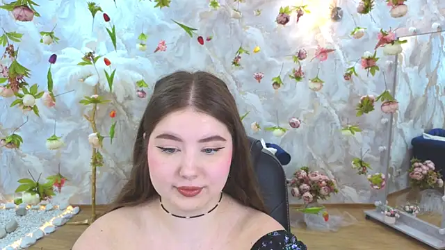 NicoleFoxery online show from 04-17-26, 06:22