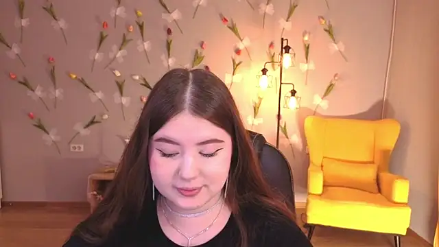 NicoleFoxery online show from 04-23-26, 06:20