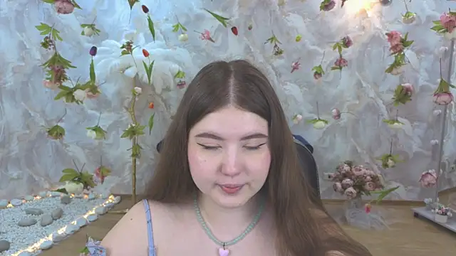 NicoleFoxery online show from 05-10-26, 06:21