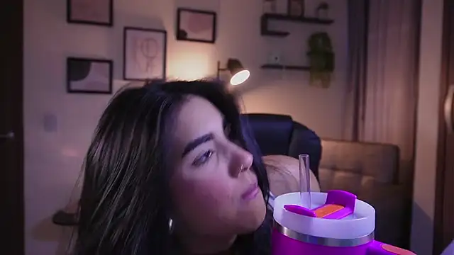 Isabella dior online show from 09-18-25, 02:53