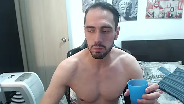 Snapshot of samuelgarcia_ chatting on 01-08-25, 11:52 samuelgarcia online show from 01-08-25, 11:52