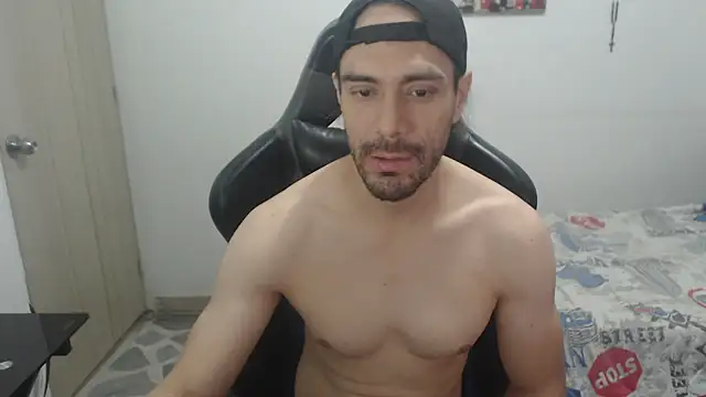 samuelgarcia  online show from 07-06-26, 04:41